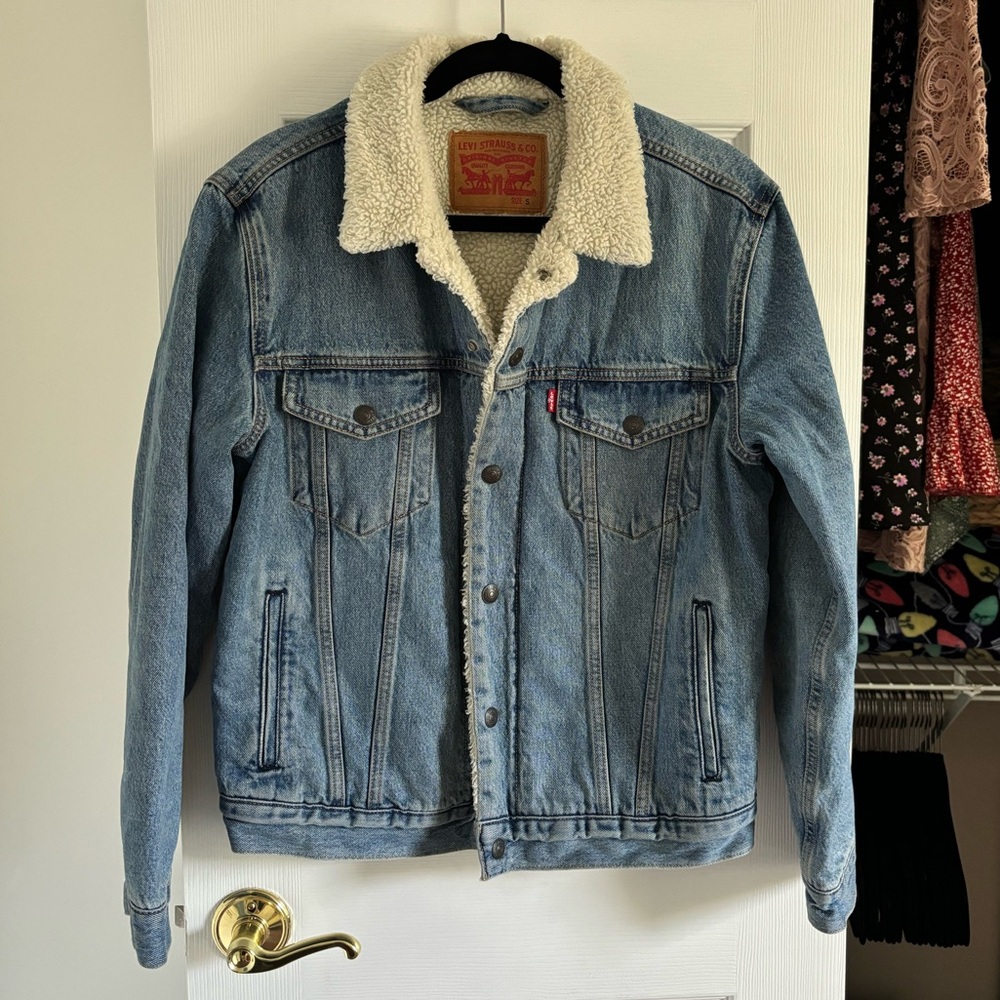 Men’s Levi’s Sherpa Trucker Jacket